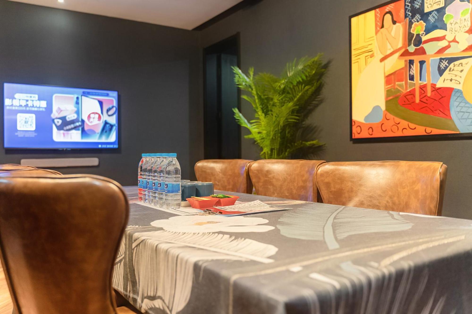 Hesu Designer Hotel & Suites -Near Xi'An Drum Tower And Yongning Gate -Free Laundry Luggage Storage -Kitty Cafe With Freshly Ground Coffee -24H Front Desk -English Service Exterior photo