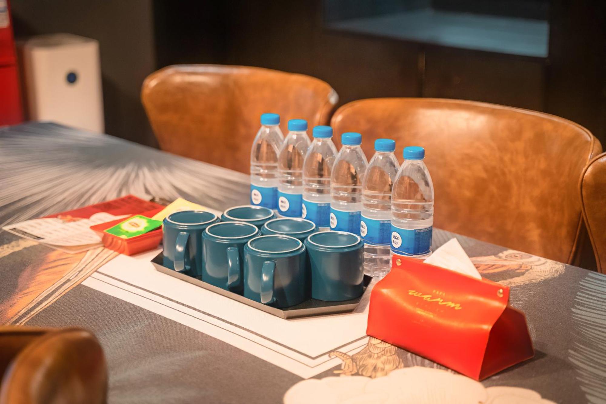 Hesu Designer Hotel & Suites -Near Xi'An Drum Tower And Yongning Gate -Free Laundry Luggage Storage -Kitty Cafe With Freshly Ground Coffee -24H Front Desk -English Service Exterior photo