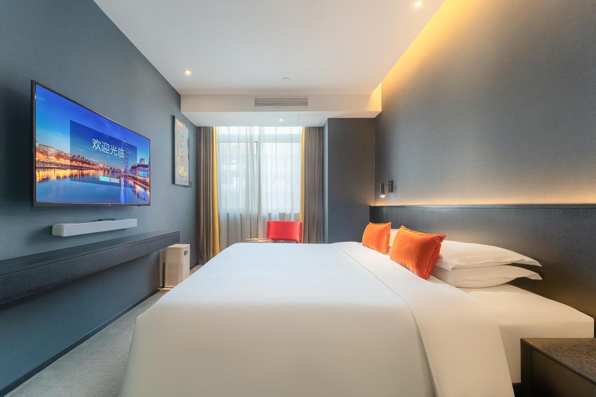 Hesu Designer Hotel & Suites -Near Xi'An Drum Tower And Yongning Gate -Free Laundry Luggage Storage -Kitty Cafe With Freshly Ground Coffee -24H Front Desk -English Service Exterior photo