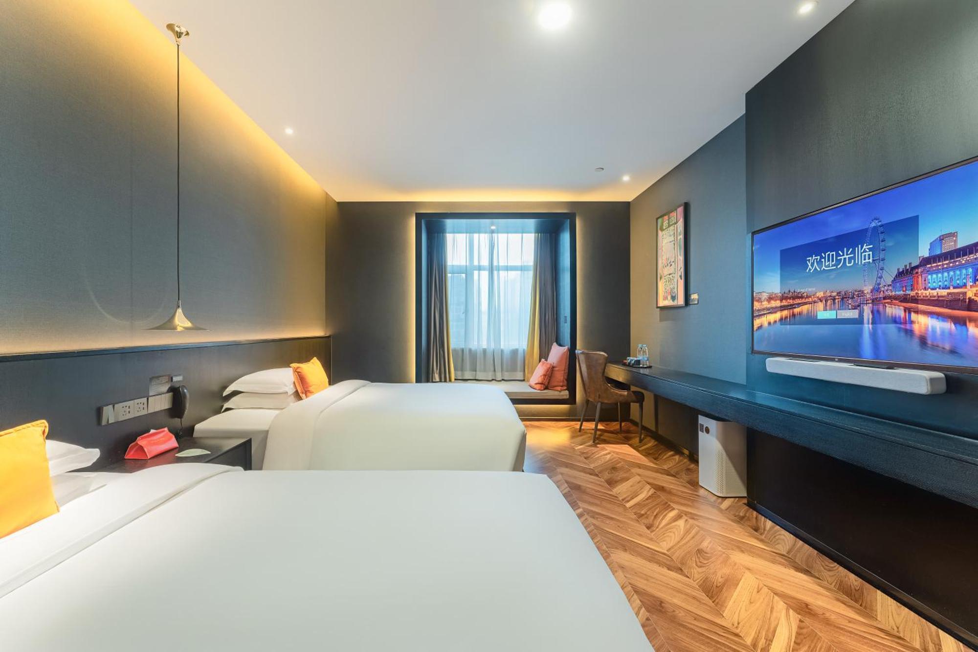 Hesu Designer Hotel & Suites -Near Xi'An Drum Tower And Yongning Gate -Free Laundry Luggage Storage -Kitty Cafe With Freshly Ground Coffee -24H Front Desk -English Service Exterior photo