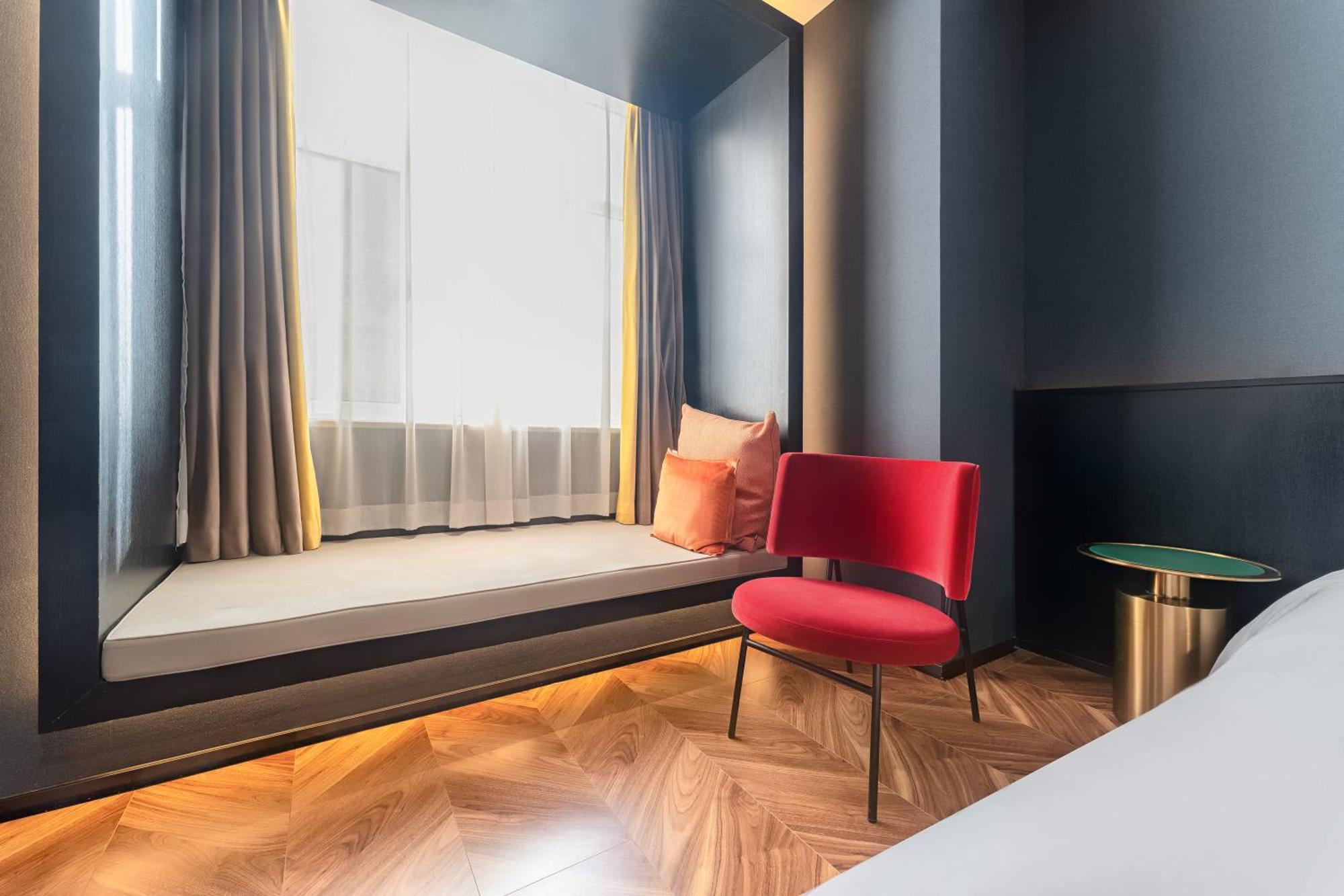 Hesu Designer Hotel & Suites -Near Xi'An Drum Tower And Yongning Gate -Free Laundry Luggage Storage -Kitty Cafe With Freshly Ground Coffee -24H Front Desk -English Service Exterior photo